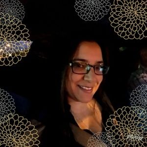 Meet your Posher, Stacy